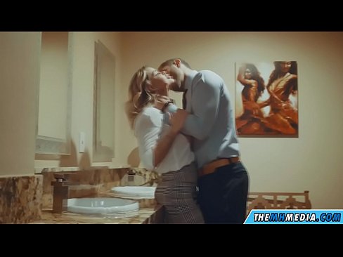❤️ Döşlü sarışın sizi ictimai tualetdə aldatdıqda ️❌ Seks videosu pornoda az.vlad-massage-salon.ru